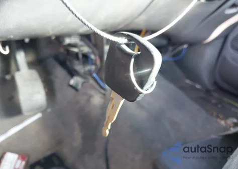 2000 Ford F-150 Work Series/Xl/Xlt из США, поврежденный, VIN 1FTZF1726YNB28762